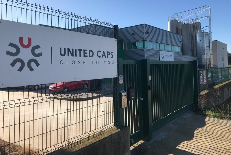 united-caps